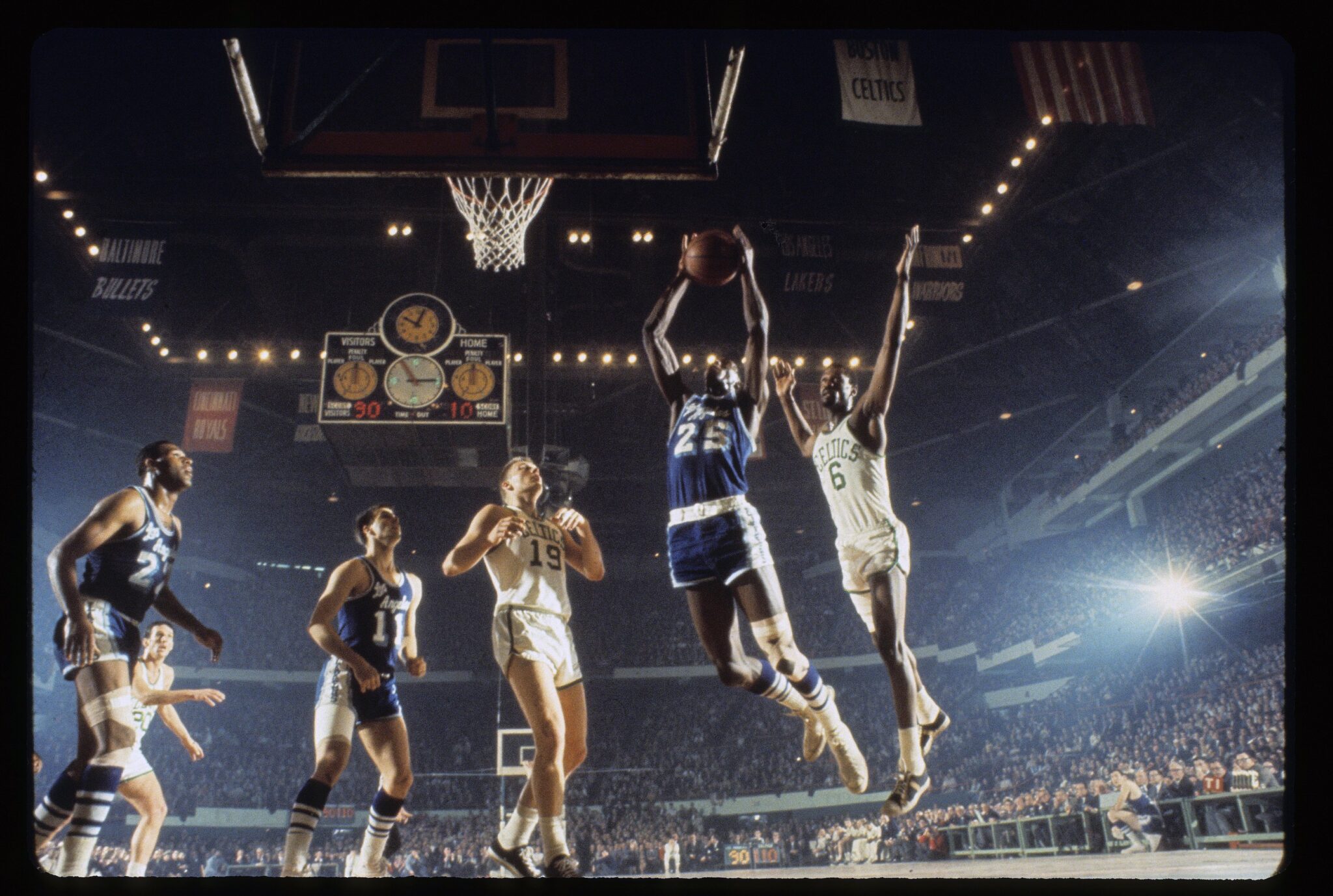 Regata Lakers: as mais bonitas da hist&oacute;ria